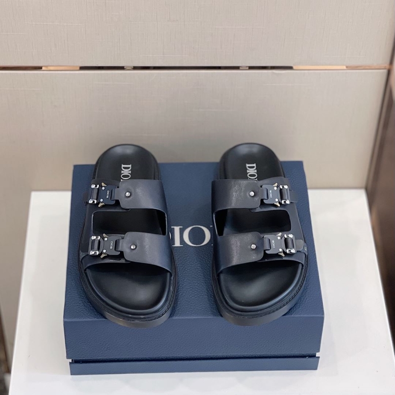 ch**an D*or slippers